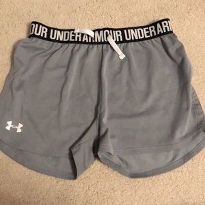 Girls XL Play Up Under Armour Shorts
